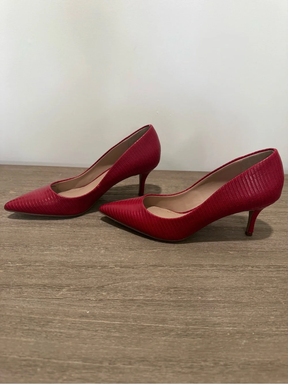 Charles by Charles David Red Pointed-Toe Kitten Heels | Very Good Condition